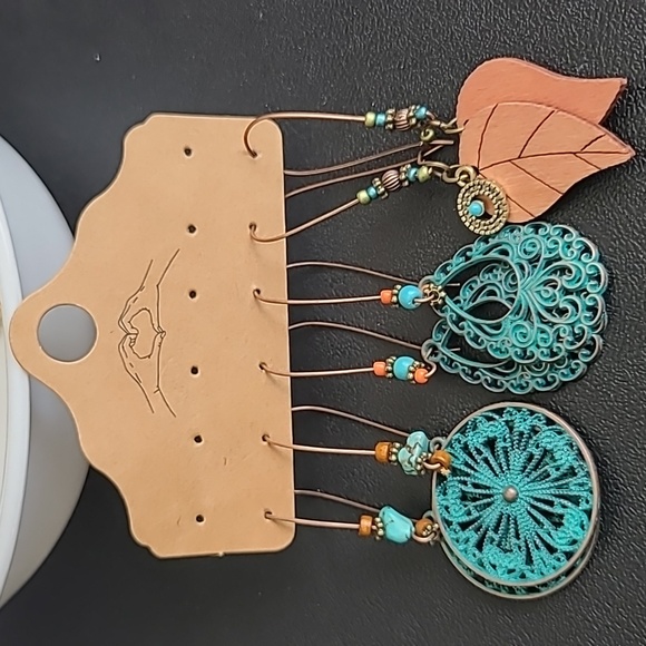 Jewelry - Gorgeous copper and blue boho style earrings